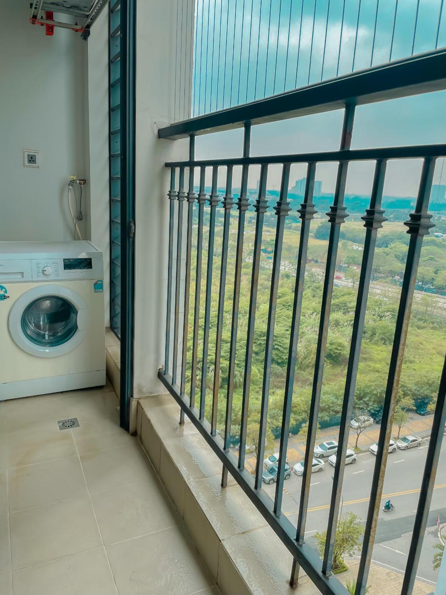 Rosee House -Luxury Apartment In Vinhomes Greenbay Ханой Экстерьер фото